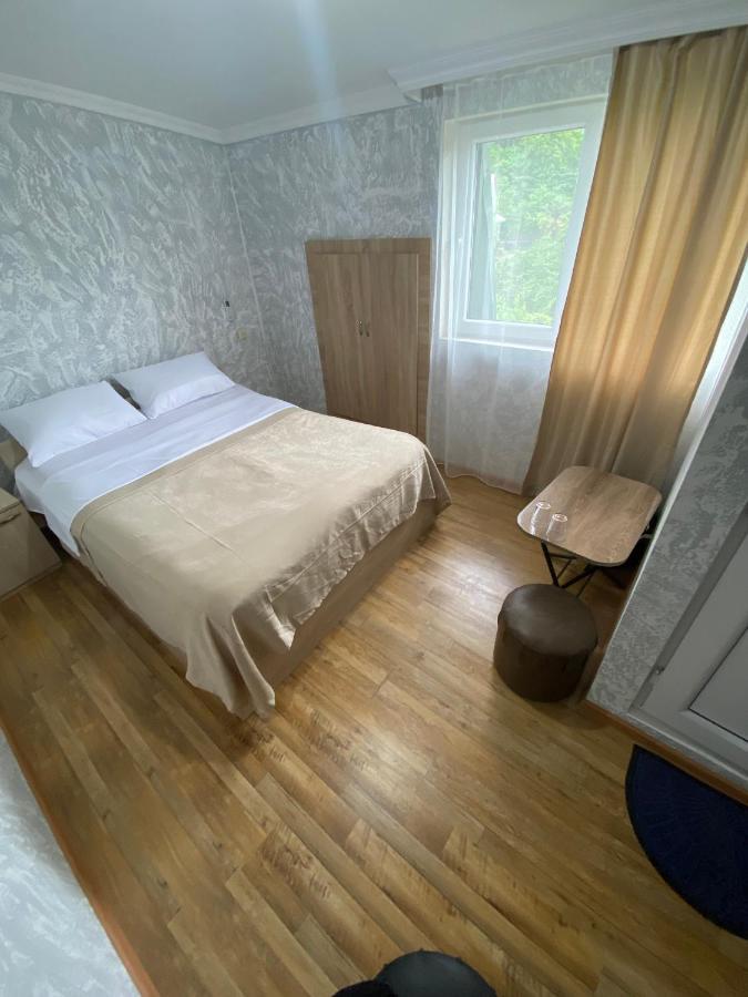 Holiday House Chkonia Hotel Batumi Exterior photo